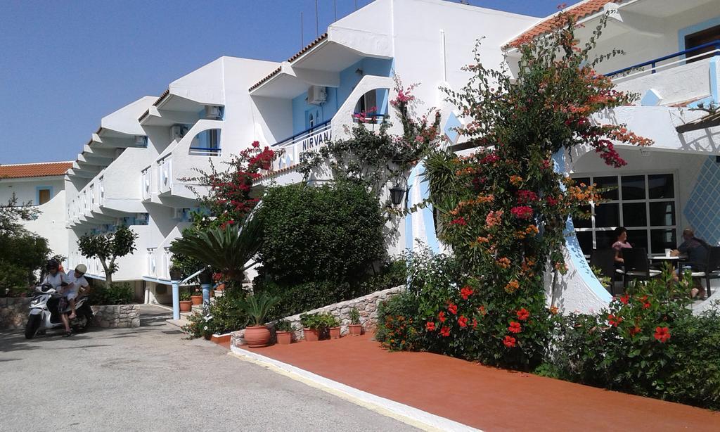 Nirvana Beach Hotel Теологос Экстерьер фото